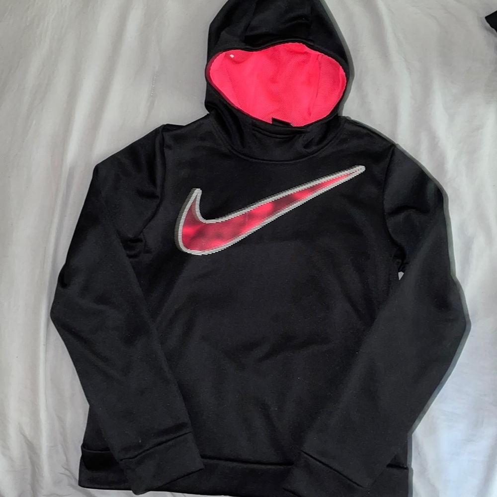 Girls Dri fit Nike sweatshirt black and pink size L